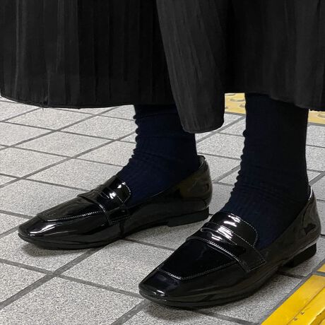 ローファー レディース パンプス 歩きやすい エナメル 2cm ローヒール 