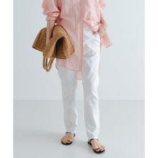 アーバンリサーチ(URBAN RESEARCH)の『4サイズ展開』テーパードチノパンツ