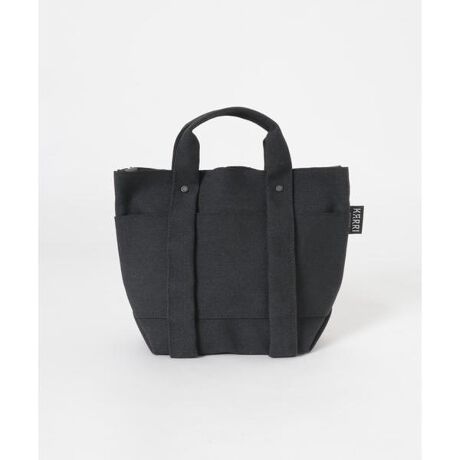 [^ԁFUMA5-K006-S]RpNgȂ[͔QȁuKARRI AMIACALVAv2WAYg[gobOiSTCYjBVvŖʂ̂ȂfUCŁA܂܂ȃX^CɎ₷ACełB񂰂ƂĂV_[ƂĂgpł2WAYdlA̗lXȃV[ŕ֗BƂoו̏Ȃɂ҂̃TCYŁAyʂȂϋvBꂽfUCƎp˔\ȃobOłByKARRI AMIACALVA ^ J A~AJ@z@\Ɣ˔obOANZT[WJuhBuhɂuKARRIv́ARΎȂǂ̌AxĐÁ̖BobNɎgfނ\ȌĐꂽfނɂč\zBuAMIACALVAv́Ai̕KvȂقǊꂽpÑ㋛uA~AJ@vɗRAɗȂՓIȃfUCƍNIeBǋĂBy2025 Spring^Summerzy25SSz̏i͖C␅GɂFڂ肪ꍇ܂Bn̗m𒅗pɂ͂ӂBd : 445gi摜́A̓p\RȂǂ̉{ɂAۂ̐FƈقȂČꍇ܂B\߂Bi̐F̖ڈ́AiP̂̉摜QƂBCɓo^̂߁Cɓo^íA}Cy[WɂČ݂̉i݌ɏ󋵂̊mF\łBXg̊Ǘɐ񂲗pB