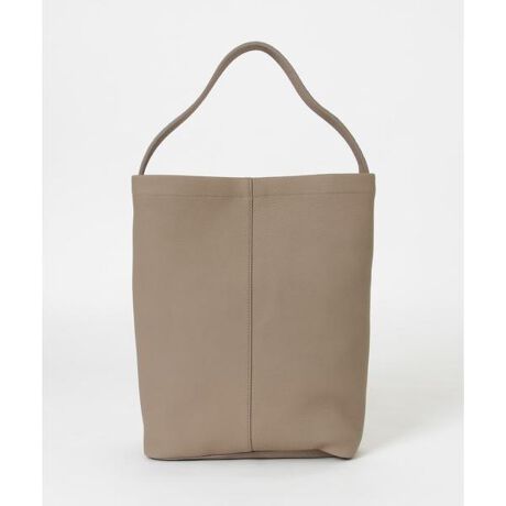 [^ԁFUMA4-BAG-059-A]_炩ȎƃVvȃfUC̃oPbgV_[obOB㎿ȃU[gpAꂽ\l̃JWAX^Cɂ҂BL߂̎[Xy[X̓fC[[XɍœKŁAA4TCY[\ȎpĂ܂Bnh̊ۂ݂̂fUCA|͂莝ɂ݂܂Bx[Wg[tĂ̌y₩ȃR[fBl[gɂ}b`AǂȃV[ł􂷂閜\ACełByITTI(Cb`)zOI肷̑fނTOKYOɗƂ݁ALxȌo萶ݏot@bV_̃ACeBVvłȂJeSCYȂAvVIȃfUCĂBy2025 Spring^Summerzy25SSzA4TCY[\TXeBiuŐiIȔv𐶂ݏoĂEOCO LEATHERЂ̃U[gpĂ܂Bfނ̏┧͂̂܂܂ɁAւ̕S팸Ǝ̃^jO@ōoꂽvɂ́A⃀Ȃǂ܂Av{̕\ƂĂy݂ƍKłBd : 810gi摜́A̓p\RȂǂ̉{ɂAۂ̐FƈقȂČꍇ܂B\߂Bi̐F̖ڈ́AiP̂̉摜QƂBCɓo^̂߁Cɓo^íA}Cy[WɂČ݂̉i݌ɏ󋵂̊mF\łBXg̊Ǘɐ񂲗pB