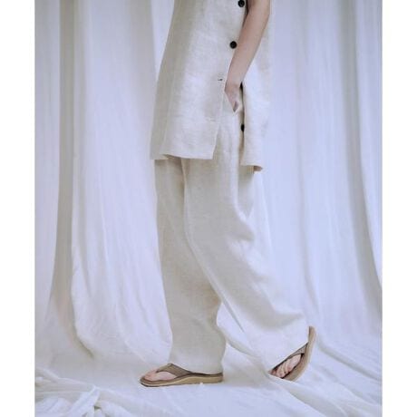 [^ԁFURA5-24L101]Ԏ̎ŊÂDꂽA͋Ĉ郊lfނł肵pćA悭Ƃ̂Xg[gVGbgŉ猩ĂYȌ`ɎdĂ܂BnCEGXgŃX^CAbvʂ𔭊Axg[vtĂ̂ŃEGXg̒߂\fނȂł͂̃i`ȎAV[Y[hwĂpcłBPOINTÊ郊lfށEꂪǂAꂩ̋G߂ɉKȒpEfނ̃V[YACeƃZbgAbvł̒p\ynew basiczɊYx[VbNȃACeɁAꌩƕʂł͂ȂfށAvZꂽfBe[AĔVGbggݍ킹邱ƂŁASn悳ƈaX^Cno܂B""łȂ"y"Ƃւ̊҂ɉAȂ̃t@bVɐVȎhƔ炵܂By2025 Spring^Summerzy25SSz̏íAfނ̓A˓uɒԂɓƕϐFF򂹂邱Ƃ܂̂ŁAӂB̏íA͂ƁAj鋰ꂪ܂̂ŁAṕÂ̂Ƃ̈|ɂӂBi摜́A̓p\RȂǂ̉{ɂAۂ̐FƈقȂČꍇ܂B\߂Bi̐F̖ڈ́AiP̂̉摜QƂBCɓo^̂߁Cɓo^íA}Cy[WɂČ݂̉i݌ɏ󋵂̊mF\łBXg̊Ǘɐ񂲗pBfފ : ȂLk : Ȃn :  : Ȃ|Pbg : 