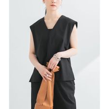 リネン混Vネックブラウス