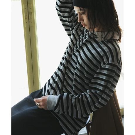 [^ԁFURA6-21N001]xAfނƃ}`{[_[ڂAghڂ̃K[VcBX|[eB[ȃK[VcɁAiȌ̂xAfނgݍ킹邱ƂŁAlۂꒅɎdオ܂BꖇŒȂ̎ɂȂ܂BƂ[YVGbgłA[߂̃TChXbgvXAlXȃX^COy߂܂BƂICXJ[gƍ킹΁A炵~bNXX^C܂BPOINTExAfނŏiȑl̃JWAX^CEڂ}`{[_[E[YȃVGbgƃTChXbgŔoyULTRA THERMO by URBAN RESEARCH^EgT[oCA[oT[`zuULTRA THERMO by URBAN RESEARCHv͊ЃA[oT[`ƎɊJfނłBԊOzĔMɕϊ邱ƂŁA ~M܂邽߁Ag܂By2025 Autumn^Winterzy25AWzi摜́A̓p\RȂǂ̉{ɂAۂ̐FƈقȂČꍇ܂B\߂Bi̐F̖ڈ́AiP̂̉摜QƂBCɓo^̂߁Cɓo^ꂽíA}Cy[WɂČ݂̉i݌ɏ󋵂̊mF\łBXg̊ǗɂЂpBfފ : ȂLk : 藠n : Ȃ : Ȃ|Pbg : Ȃ