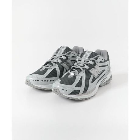 [^ԁFUMA6-U1906RCL]͓IȃrWAƍ@\ZꑫBNEW BALANCEU1906RCF́ANVbNȖ͂p_ȗvfvXfUCłByʂȂ芴̂\[\ŁAւ̕SyԂ̎gpłKȗSn񋟂܂BN₩ȃANZgJ[ƃX^CbVȃtHAANeBuȃV[łȂAR[fɂ҂BjOX^C̃R[fBl[gAVvȃfjƂ̑gݍ킹œsIȃX^C\ł܂B@\ƃfUĈǂËȂzIȈꑫƂĊ􂵂܂ByNEW BALANCE ^ j[oXzč{XgɂāAΕȂǂC̃[J[Ƃ1906NɒaBЖ̗R͗lɁgV(new)AoX(balance)ho炷Ƃɂ܂B1938NɋLÕׂjOV[YJA1960Nɂ͑nƓ瓾ZpEo𐶂A{iIɃX|[cE֑𓥂ݓ邱ƂɁB@\D悵V[YÂɑ΂ṕAt@bVƊEɂ傫ȉe^uhłBy2025 Autumn^Winterzy25AWzCjɂ܂ẮAiɕsǂꍇɌoׂĂĂ܂B\߂Bd(Б) : 360g[[J[\LTCY]WIDTHS : Di摜́A̓p\RȂǂ̉{ɂAۂ̐FƈقȂČꍇ܂B\߂Bi̐F̖ڈ́AiP̂̉摜QƂBCɓo^̂߁Cɓo^ꂽíA}Cy[WɂČ݂̉i݌ɏ󋵂̊mF\łBXg̊ǗɂЂpB