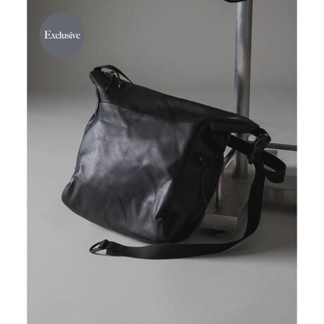 [^ԁFUMA6-BCL-UR06]ssł̃CtX^CɃtBbgA_ȃV_[obOx̃obOuhubagjackṽZJhCłBAICYCLONɁAURBAN RESEARCHʒʂȃV_[obOłBRpNgȃTCYȂAsIȕ͋Cɏ؂Ă܂Bfނɂ͍xȑfނgpĂAyďvłBU[̈⃍S̔zuȂǁAו̃fBe[ɂ肪܂B~j}ȂAꂽfUC͂łBX}[gtHzAȂǁAKvŒ̉וƎ[ł܂BH~̃AE^[ɂ킹₷AN[ȃfUCłBVvȒȂɁA肰ȂANZgĂACełByBAICYCLON by bagjack ^ oCVN obNWbNzBAICYCLON by bagjackƂ̓hCcEx̃obNuh"bagjack"̃ZJhCłBbagjackuJX^ChvƂȂABAICYCLOŃufBCh(i)vƂʒutɂȂ܂BBAICYCLON by bagjack ̓x[X̐n̋KihCcƋcāA bagjack ̋@\DNA͕ێȂA [YiuɑgݏグJvZRNVłBy2025 Autumn^Winterzy25AWzd : 290gi摜́A̓p\RȂǂ̉{ɂAۂ̐FƈقȂČꍇ܂B\߂Bi̐F̖ڈ́AiP̂̉摜QƂBCɓo^̂߁Cɓo^ꂽíA}Cy[WɂČ݂̉i݌ɏ󋵂̊mF\łBXg̊ǗɂЂpB