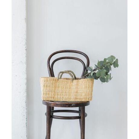 [^ԁFDG158AF002]ccXg[̐ŕ҂܂ꂽAobÔЉłB x҂ݍ܂ĂAi`ȕ͋C炵obÓAƂɎčs}VFobOƂāA܂́AC₨ٓăsNjbN̂ƂāAlXȃV[Ŏg₷TCYB ܂ACeAƂĂ݂悭AGXbpꂽA[ACeƂĂgĂ܂B yAtJXNGAz fށEfUC̃IWieBɉAAtJnhChiȂł͂́u킢vBVNȋƉ^Ă܂B AtJen̗Dꂽ`H|iЉ邾ł͂ȂAAtJfUCƁA{̃gh~bNXANN悤ȏi񋟂Ă܂B ̏íAVRfނgpĂ邽߁AfޓƓ̏L܂BsǂȂǂł͂܂̂ŁA\߂B ̏i͖CAEJȂǂɂ鐅ʂɂF܂Bߕ͂̂̂ɐFڂ肷鋰ꂪ܂̂ŁAFWF̂̂Ƒgݍ킹ۂ͐î舵ɏ\ӂB AƖɂF܂Bۊǂ̍ۂ͒˓⋭Ɩ̓ꏊ͂B ̑舵Ɋւ܂ẮAiɕt̃AeV^OB d : 560g  i摜́A̓p\RȂǂ̉{ɂAۂ̐FƈقȂČꍇ܂B\߂Bi̐F̖ڈ́AiP̂̉摜QƂB