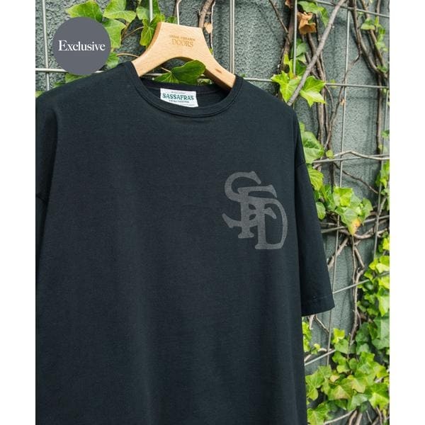 [�}���C]�w�ʒ��xSASSAFRAS SFD Logo T-shirts 1/2/�A�[�o�����T�[�` �h�A�[�Y�iURBAN RESEARCH DOORS�j �u���b�N