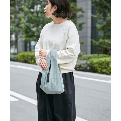 [^ԁFDPA3-4HC211]D]ĂDOORS LIVING PRODUCTS̃GRobOAV[YƂȂXgCv܂ƂčēoB̂邵ƂƂngpA"܌Ȃ"b`ȈۂɎdグGRobÓARrjł̔ɂ͂AƂoybĝUɂ𗧂[͂ƃt@bV͂łB̃RrjobÓA~j}ȃTCYȂA1.5L̃ybg{ĝŁAyOɏo鎞ɂƎAŉוĂ\Jo[Ă܂Bt̃SŊۂ߂ď邱Ƃł̂ŁAgȂƂ̓RpNgɂČgтĂ܂B̏t̓V[YƂĂ͏ƂȂ长𐧍Bׂsb`̃XgCvڂA݃J[ȃ~gƁAĝx[W2J[łpӂ܂BEۑSɎgލÄ[łS΂ƂvDOORS삵IXX̃GRobOłByDOORS LIVING PRODUCTS(hA[YrOv_Nc)zDOORS̃vCx[g[xBmgтĂ炦悤ɁAfUC͋ɗ̓VvɁAgSn̂悳ɂG݂WJĂ܂Bd : 50gi摜́A̓p\RȂǂ̉{ɂAۂ̐FƈقȂČꍇ܂B\߂Bi̐F̖ڈ́AiP̂̉摜QƂBCɓo^̂߁Cɓo^íA}Cy[WɂČ݂̉i݌ɏ󋵂̊mF\łBXg̊Ǘɐ񂲗pB