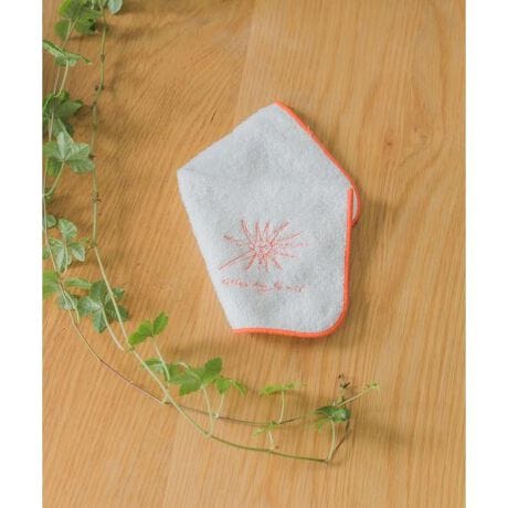 [^ԁFDP73-4DI001]URBAN RESEARCH DOORSĂ鐶G݃C"DOORS LIVING PRODUCTS"A^I̔F؂󂯂AvI[KjbNRbggp̃IWi^ÎЉB_炩RbgŁA␅fzĂ邽߁Â̐@ĂsȂAVj킸g^IłBGRWJA[eBXg̃AVAxC[ɃfUCz̎hJ|CgɁB^т₷~j^Inh^IAŏd󂷂tFCX^IƃoX^I4WJAJ[DOORS̃RZvgJ[ɂĂ"zCg""lCr[""{[_["ƕLpӂ܂B߂₷vCX̂߁AMtgƂĂ߂łvI[KjbNRbgƂ́EEEI[KjbNRbgɔF肳OɎnꂽ_ňĂꂽRbĝƁB琬@͒ʏ̃I[KjbNRbgƓl̂߁AmȕiŋߔNڂĂfށB