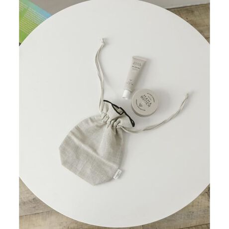 [^ԁFDP23-4HO162]ڂɕ֗ȁAi`fނ̋ВBD]ĂDOORS LIVING PRODUCTS̋ВV[YɁAi`ł҂肨vXAVВ̓ołBfނ̓RbglB̓l̔z𑽂邱Ƃł莩RR̎߁AȂǂp[Abv܂B܂At`ɃpCsO{ƂŃt@bVANɎȂ悤Ȉ炵fUCɁBSTCY͏ԂȂX}zۂ邭炢̎g₷傫BobOŎU΂肪ȏ鐮|[`ɎgARXwANbvĂƂôɂœKłByDOORS LIVING PRODUCTS(hA[YrOv_Nc)zDOORS̃vCx[g[xBmgтĂ炦悤ɁAfUC͋ɗ̓VvɁAgSn̂悳ɂG݂WJĂ܂Bi摜́A̓p\RȂǂ̉{ɂAۂ̐FƈقȂČꍇ܂B\߂Bi̐F̖ڈ́AiP̂̉摜QƂB