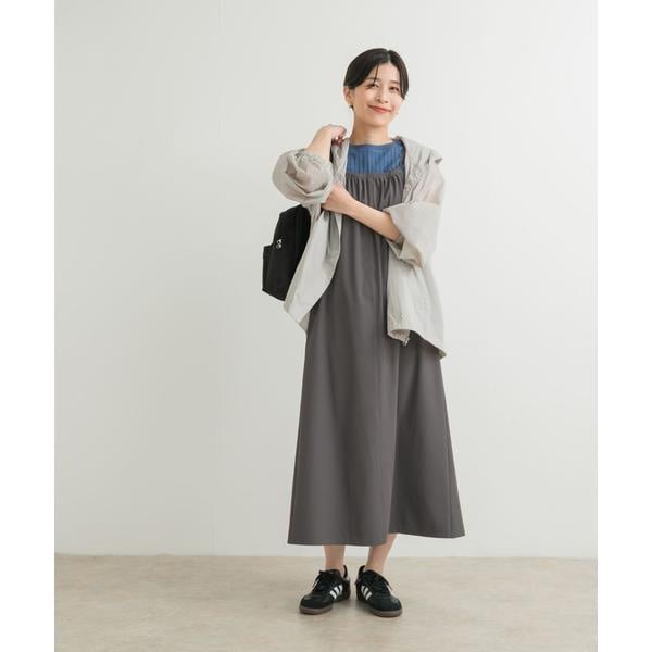 UR TECH』ポケッタブル撥水フレアパーカー