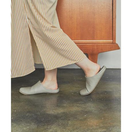 [^ԁFFR-0001-DZ33]܂ŊvĈ悤ȏiłȌڂƁA₷KȗSn𗼗[V[YBXbpL̔Y݂ɒڂāACƂƓ悤ɈꑫC^gĒJɐ[V[Yׂ܂BE₷AɂACeAɗnރfUĈ̂ȂccB"Xbp邠"ׂꂽ̃[V[YB̂͐ɕ\ĂāAƂΓIȂɃfUCꂽܐ́AӏƂĐ݌vꂽ̂ł͂ȂA܂]|肵ɂ邽߂̂́Bɂ[ɎV[gāAܐhA^XɂԂĂɂȂ悤ɂAC\[ɂ͒e͐̍EVAtH[Ēԗ悤ɂƁAl̂Ƃl̑zӂ񂾂ɊdlɂȂĂ܂BMTCY͑̃TCY22.5cm`24.5cm̕ɃIXX̃TCYŁA̕⑫߂̒jɂĂ܂Bb`ȃtFCNU[̃Abp[AJȃ{bNX̃[V[Y̓MtgɂœKłByrooms([Y)zЃteBAWJfUCtbgEFAuh"FRONTIER"̃[V[YV[YBu琶ɍʂvRZvg""l݌vlĆA2016NObhfUC܂܂ACełBi摜́A̓p\RȂǂ̉{ɂAۂ̐FƈقȂČꍇ܂B\߂Bi̐F̖ڈ́AiP̂̉摜QƂBCɓo^̂߁Cɓo^íA}Cy[WɂČ݂̉i݌ɏ󋵂̊mF\łB Xg̊Ǘɐ񂲗pB