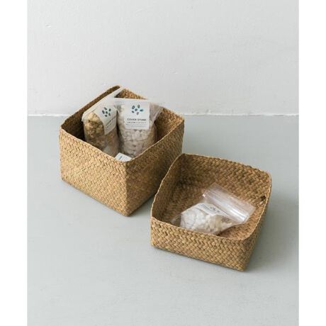 [^ԁFKJ-28M-DZ43]̃ACeWEB菤iłB[␮ɁBRfނ̃oXPbgBJ`[ƂÄpčꂽ`̃t^t{bNXׂ܂BEl̎łЂƂЂƂ҂݂ĂꂽAâƂꂽ҂ݖڂfUCBȂȂ̂ɏvȑfނgpĂ̂ŁAp̂|CgłBMTCY͂肵[͂ALb`eŒr[ACCi[ނꂽ肷̂ɍœKBt^tȂ̂ŒgɂAԂ茩ɍœKȎ[CeAłByTCAz^C̃nhCh̃AWAG݂舵ĂuhBnhChEVRfނƂt؂ɂAЂƂЂƂEl̎芴qlɓ`悤ȕtl̂鏤iĂĂ܂Bd : 150gi摜́A̓p\RȂǂ̉{ɂAۂ̐FƈقȂČꍇ܂B\߂Bi̐F̖ڈ́AiP̂̉摜QƂBCɓo^̂߁Cɓo^íA}Cy[WɂČ݂̉i݌ɏ󋵂̊mF\łBXg̊Ǘɐ񂲗pB