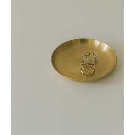 [^ԁFIHP010S-DZ13]sŌ悤ȓʊy߂uXgCBChłЂƂЂƂ肳ꂽA^J̃gCׂ܂Bӂ̂ꂢȃJ[uŁAd䂦̂ꂢȂ~`炵fUCɁB^J͎gƂɕ𑝂߁Aɉ߂Ԃ̂|CgłBeB[^ĈɃJbvP[LLhڂA֌ɒuăANZT[gC⌮uɂB̂V[ŊYĂgCłByfog linen work(tHOl[N)z̕炵ɖ𗧂IWifUC̃lށAl̃EFAAobOAVvȐG݂Ă郁[J[B኱̂тh̃ꍇ܂AiL̕łB̏i̓nhCḧׁAƓ̕o܂B__AFTCYɈႢ܂̏ił͖킦Ȃ͋Cy݂܂B̑舵Ɋւ܂ẮAiɕt̃AeV^OBi摜́A̓p\RȂǂ̉{ɂAۂ̐FƈقȂČꍇ܂B\߂Bi̐F̖ڈ́AiP̂̉摜QƂB