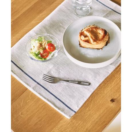 [^ԁFLKC136-NNA-DZA3]i`ȖnɃJ[̃CANZgɂȂAVvȃfUC̃Lb`NXBl͓VRfނ̒łɏvȐnő@ۂ̒ɂȂĂĐzEU₷߁AzɗDÂłB܂@ۂ̒ɎGۂ߂ɂAɂg܂Bl͂͂߂̓pbƃn̂銴GłA􂤂Ə_炩AĐ􂢂ނɂƂɕω܂B@ɓĐĂ̂łЋCyɎgāAUuUuāAl̕y݂B^񒆂Ƀe[ṽtbNĂ̂ŁAgI݂邵Ă΁AƂԂɊĂ܂܂B߂̖łƐDĂāAƌ݂܂BvȂ̂ŋƖpɂ߂łByfog linen work ^ tHOl[Nz̕炵ɖ𗧂IWifUC̃lށAl̃EFAAobOAVvȐG݂Ă郁[J[Bi摜́A̓p\RȂǂ̉{ɂAۂ̐FƈقȂČꍇ܂B\߂Bi̐F̖ڈ́AiP̂̉摜QƂBCɓo^̂߁Cɓo^íA}Cy[WɂČ݂̉i݌ɏ󋵂̊mF\łBXg̊Ǘɐ񂲗pB