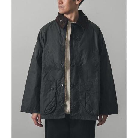 [^ԁFMWX1679-DM37]EōĩICWPbgƂĖ"Barbour(ouA[)"BnpWPbgƂĒaouA[̑㖼IWPbg"Bedalel(rfC)"x[XɁAgEȂǁAS̓IɃI[o[TCYdl̃tBbeBOɒfBnɂ܂ɎזɂȂȂTChxcBɋNъ̂RbgfނznhEH[}[|PbgB̂قOX[uA񌳂̃X[gtbvȂǁAfL̃fUC͂̂܂܂ɁAgĥI[o[TCYtBbgɃTCYꂽfUCłBdy6IXn̗pɂ̓Xibv{^ĂACi[ɍ킹đ̃{[\łByBarbour(ouA[)z1894NAWEouA[ɂCOhk̃TEXV[YőnƁBvVIȃbNXhNX̖hWPbg͑ϋvAuԂɃouA[̖L߂Ă܂BneBOAtBbVOAnƂp̃ANeBreBƖڂɃN邱ƂŃJg[EWFg}̑ʂAp\AEghAECtX^CuhƂĂ̊młnʂz܂B ݂ł̓AEghA[XłȂAt@bVƂĎ̃X^Cɂ̂lXɐȐlCւĂ܂By2023 Autumn^Winterz̏íAbNXR[eBOĂ܂BΌA܁An܁A͎gpȂłB΂lHIȔMŊȂłB̈ߗނɃbNXȂ悤ӂB̑舵Ɋւ܂ẮAiɕt̃AeV^OBd : 1240gi摜́A̓p\RȂǂ̉{ɂAۂ̐FƈقȂČꍇ܂B\߂Bi̐F̖ڈ́AiP̂̉摜QƂBCɓo^̂߁Cɓo^íA}Cy[WɂČ݂̉i݌ɏ󋵂̊mF\łBXg̊Ǘɐ񂲗pBfފFȂLkFȂnFFȂ|PbgF