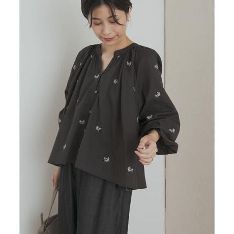 [^ԁFDRA6-23R101]hJ؂₩ɂ߂AghӂV[guEXŜɑ@ׂȃ̎hJ{ꂽA؂₩ŏiȃV[guEXBƌ郉ɉAMU[⑳̃tȂǁAו܂łfBeB[炵Agh艟ꖇłBtg{^𗯂߂ΎgbvXƂāA{^JĉHDƂĂg2WAYdlŁAR[fBl[g̕L܂By₩ȑfފƉ؂₩ȃfUCŁAt悩H܂ŒV[Y􂵂Ă̂|CgBꖇ邾ŁAĩR[fɃANZgĂA񂵗͔Q̃uEXłBy2025 Autumn^Winterzy25AWz̏i̓()gpĂ܂B␅ȂǂŕϐF邱Ƃ܂BAɔGꂽꍇ́Ao邾ꂵĂBChőfޒBADsĂ܂Bfނ̓A̐FADAtVȂǂ܂BChiƓ̕y݂B̑舵Ɋւ܂ẮAiɕt̃AeV^OBi摜́A̓p\RȂǂ̉{ɂAۂ̐FƈقȂČꍇ܂B\߂Bi̐F̖ڈ́AiP̂̉摜QƂBCɓo^̂߁Cɓo^ꂽíA}Cy[WɂČ݂̉i݌ɏ󋵂̊mF\łBXg̊ǗɂЂpBfފ : ₠Lk : Ȃn : Ȃ : Ȃ|Pbg : Ȃ