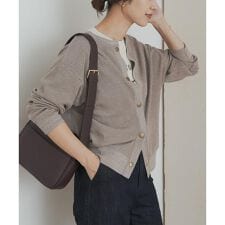 アーバンリサーチ ドアーズ(URBAN RESEARCH DOORS)のタックフライスカーディガン