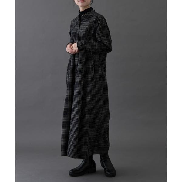 URBAN RESEARCH DOORS ワンピースレッド 新品タグ付き URBAN RESEARCH DOORS 半袖ロングワンピースレッドフリーサイズ