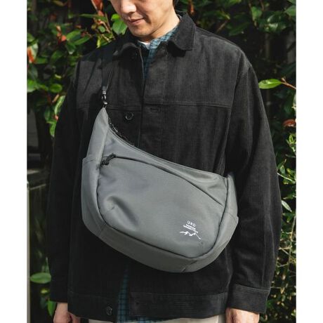 [^ԁFDR26130-1180304]pɗDꂽURBAN RESEARCH DOORSIWĩV_[obOBlCURDV[Yɝ@\t̐V^oBẼ|PbgzuA₷dlEURDShJŃfUCvXyʂ@\IŁAfC[AEghA܂ŕL􂷂V_[obOłBy2025 Autumn^Winterzy25AWzCȂǂɂFڂ肷\܂BɔZFƒWFgݍ킹ꍇAJ⊾ȂǔGꂽԂł͐Fڂ\Ȃ܂BpbP[WJɁAnFۂɎgp܂Dpڒ܂Ȃǂ̏Lꍇ܂BLCɂȂꍇ̓pbP[WoA{̊JJāA΂炭ʂ̗ǂAŊĂB̑舵Ɋւ܂ẮAiɕt̃AeV^OBd : 325gi摜́A̓p\RȂǂ̉{ɂAۂ̐FƈقȂČꍇ܂B\߂Bi̐F̖ڈ́AiP̂̉摜QƂBCɓo^̂߁Cɓo^ꂽíA}Cy[WɂČ݂̉i݌ɏ󋵂̊mF\łBXg̊ǗɂЂpB