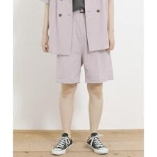ベルト付きショートパンツ