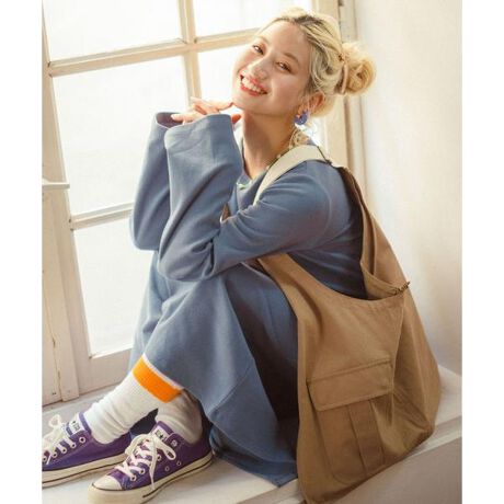 [^ԁFLA34-27R004]yAyakawasaki for Sonny Label Special collaboration itemzV_[obOłg2WAYdl̃xXgBtBbVOxXg`[tɂN炵fUCłBAEg|PbgAwɂ傫ȃ|PbgĂāAꂾĂΎԂło\Ɛg߂ł̂ŁAVGbg̕ωy߂܂BobO͌|łȂA΂ߊ|łg܂xXgƃobOł܂Ⴄ\ɂȂ邨2WAYACełBPOINTESonnyLabelłɓȂACeE2WAYŎgp\COORDINATEXEFbg͂As[XƂ̃R[fBl[g߂łBxXg킹邾ŁAVvȃs[XƍۂȈۂɁCɓo^̂߁CɂȂ鏤íuCɓvo^!ēׁAc킸AZ[Ȃǂ̒ʒm󂯎邱Ƃł܂BỉDɂ́Aꂼ̃J[(ItC sNC x[W)݂̂̕\LƂȂ܂̂łB̏íAԋƖ󂯂܂ƁAϐF邨ꂪ܂Bpۊǂ̍ۂ́A[ɂӂB􂢁AhCN[jOAX`[vXɂkޏꍇ܂BA3TCY[\d : 415g[obO]FREE : 33`51cm ^ 58cm ^ 26`46cmi摜́A̓p\RȂǂ̉{ɂAۂ̐FƈقȂČꍇ܂B\߂Bi̐F̖ڈ́AiP̂̉摜QƂBfފFȂLkFȂnFFȂ|PbgF