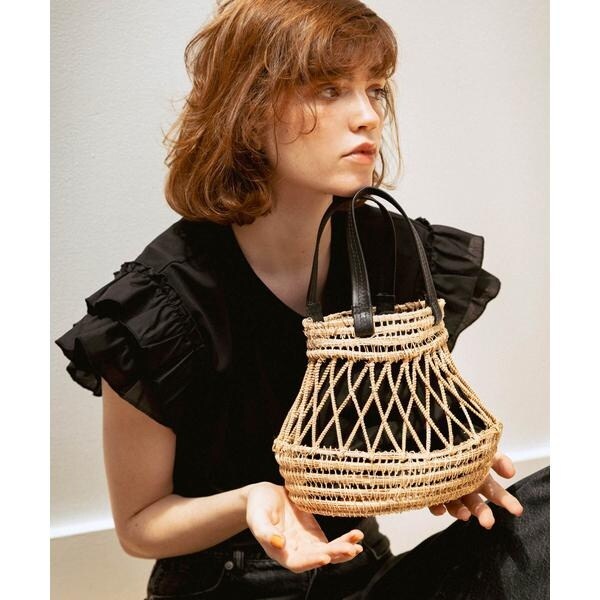 リピ割新品タグ付き　リネンフリルフレンチワイドシャツ　アーバンリサーチドアーズ URBAN RESEARCH DOORS - 新品タグ付◉ DOORS リネンドットフレア