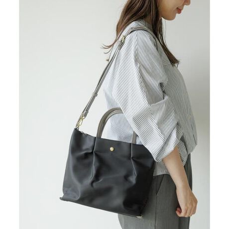 [^ԁFLAA6-2AJ003]nhV_[ɂlC"yV[Y"Sonny LabelʒFNbV̂nhA_炩gpV_[͌rւ̕SyĂ܂BV_[pbg͎O\Ȃ̂ŁAV[ɉĎĝ|CgBH{ĂAg[gƃV_[2WAYdlło|畁ig܂ŕLg閜\ȃobOłBy2025 Autumn^Winterzy25AWz̏i͑fނ̓Aߓxɏd̂ꂽAȋlߍݕƔǰɂȂ܂B̑舵Ɋւ܂ẮAiɕt̃AeV^OBd : 340gi摜́A̓p\RȂǂ̉{ɂAۂ̐FƈقȂČꍇ܂B\߂Bi̐F̖ڈ́AiP̂̉摜QƂBCɓo^̂߁Cɓo^íA}Cy[WɂČ݂̉i݌ɏ󋵂̊mF\łBXg̊Ǘɐ񂲗pB