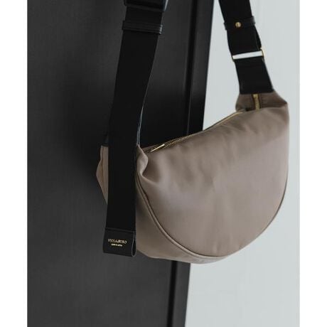 [^ԁFLWA6-V-2247]㝛̂JWAȃiCfނɋ̃S[hg炵{fBobOBzybg{gȂǂ[łÃ|Pbg[Ă̂ŎgBLV[łg܂ByVIOLAdORO ^ BIh[zƂɈN؂ɈAĎ̃X^ĈɌłȂȑ݂łė~Ƃ肢߂Ă܂B炵cAzƂÃX^CĂ鏗z`Ȃ VIOLAdORO炵XǋĂ܂B㎿ȑfނŃgfBViȒɂ{̃GbZXDfUĆB܂NHeB[̈ێɂĂ܂By2025 Autumn^Winterzy25AWzVRfނgpĂ鏤íATCYFȂǂɌ̍܂BVRv͑̐FALYAVȂǎRȕ\cĂ܂BƂĂy݂B̑舵Ɋւ܂ẮAiɕt̃AeV^OBd : 340gi摜́A̓p\RȂǂ̉{ɂAۂ̐FƈقȂČꍇ܂B\߂Bi̐F̖ڈ́AiP̂̉摜QƂBCɓo^̂߁Cɓo^íA}Cy[WɂČ݂̉i݌ɏ󋵂̊mF\łBXg̊Ǘɐ񂲗pB