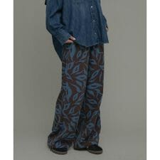 アーバンリサーチ サニーレーベル(URBAN RESEARCH SonnyLabel)のニュアンスプリントイージーパンツ