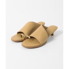 LE VERNIS　トゥーリングサンダル