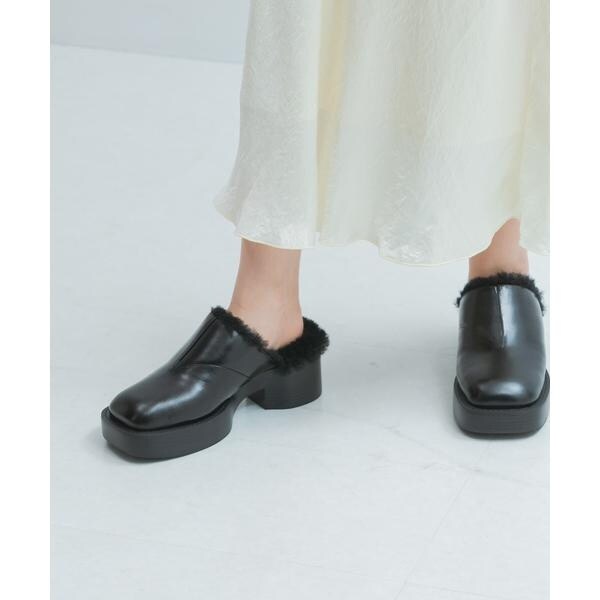 [}C]ALM. VIVLOS LEATHER MULES/A[oT[` b\iURBAN RESEARCH ROSSOj ubN