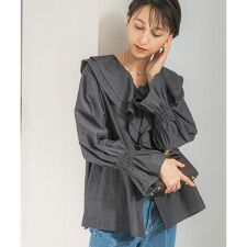 Vネックラッフルシアーデニムブラウス