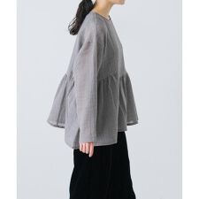 かぐれ(kagure)のウールガーゼギャザープルオーバー