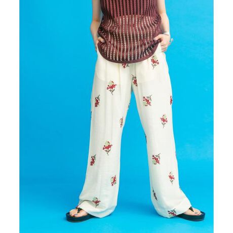 [^ԁFKB45-24F430]yőƍtAGuC_[pczґɂꂽGuC_[fUC̎hJpcBXgXt[ȐSnI[Sdl͉Ăɂ҂BVvȃX^CɃvX邾ŁAR[fBl[g̑NxAbvĂACełBCOORDINATẼGuC_[ChJ[Vc(KB45-23F600)ƍ킹ZbgAbvX^CЁBVvȃgbvXɍ킹邾ŎR[fB̓T_͂AXj[J[Ƃ}b`܂y2024 Spring^Summerzy24SSz̏íA􂢂ƕ̕ωǩ݂ɂȂꍇ̂ŁABJ␅ɔGꂽꍇ͂߂ɐ@`𐮂ĕĂB̑舵Ɋւ܂ẮAiɕt̃AeV^OBi摜́A̓p\RȂǂ̉{ɂAۂ̐FƈقȂČꍇ܂B\߂Bi̐F̖ڈ́AiP̂̉摜QƂBCɓo^̂߁Cɓo^íA}Cy[WɂČ݂̉i݌ɏ󋵂̊mF\łBXg̊Ǘɐ񂲗pBfފ : ₠(IVORY)Lk : Ȃn :  : Ȃ|Pbg : 