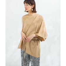 KBF(KBF)のマントドッキングアシメブラウス