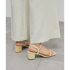 KBF(KBF)のスリムストラップサンダル