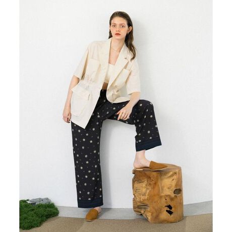 [^ԁFKBA5-27J180]y|PbgfBeB[fUCIȃWPbgz|PbgfBeB[fUCIȃWPbgB|PbgɃ_[c}`Åo܂BEGXgɃh[R[hݒ肳Ă̂ŁAD݂Œ܂B܂A悭n̂fނ̃[NWPbgȂ̂ŁAÂ߃ACeƃ}b`₷łBCOORDINATEÂ߂̃[XgbvXƍDŁAĂ̓^NgbvL~\[̏ォ炳ƉHD邾ŃT}ɂȂ܂BpcfjƂ}b`܂By2025 Spring^Summerzy25SSzd : 320gi摜́A̓p\RȂǂ̉{ɂAۂ̐FƈقȂČꍇ܂B\߂Bi̐F̖ڈ́AiP̂̉摜QƂBCɓo^̂߁Cɓo^íA}Cy[WɂČ݂̉i݌ɏ󋵂̊mF\łBXg̊Ǘɐ񂲗pBfފ : ₠(IVORY)Lk : ₠藠n : Ȃ : Ȃ|Pbg : 