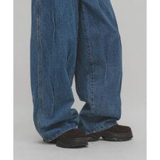 KBF(KBF)のタックWIDEデニム