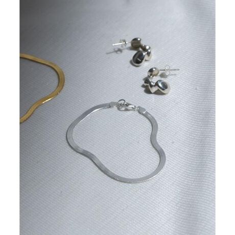 [^ԁFSM23-2NF001]yɉf鉐₩Ȏzsilver925Ȃł͂̑@ׂȑfފD萬A₩ȃfBe[͂̃uXbgBtbgȕLfUCȂAy₩ȃbNXƕtSnBySMELLY so(X[ \[)zsoƂ̓AChґB ̃X^COɗnރfUCłȂAɌoB gɂ̂ɕqɂȂ̎ɁAiYĂRZvgƂāASMELLYaWG[CB ʂȃWG[āAґȋCɂȂ悤ɁB |WeBuȓ𑗂Ă悤ɂƊ肢߂āBVo[̏íAC̗AA玉AiɔϐF܂AVo[NXN[i[ł̌ɂP߂o܂BgɂȂȂ͖܂ɓAC̏ȂꏊŕۊǂĂB   ANZT[̓fP[gȑfނgpĂ邽߁AAՌ^ jĂ܂\܂̂ŏ\CtB܂A玉tĂƍ݂ϐF̌ƂȂ܂̂łgp̓Vo[NXA͏_炩złꂵĉB܂A݂CɂȂꍇ̓Vo[N[i[S[hR[eBOΉ̃N[i[gpB  ^EEEEEC͊OĂ܂悤肢v܂B TEi≷Ȃǂ̍ȏꏊA܂Ɋnł̂gṕAΏĚƂȂꍇ܂̂ŒpĉB  ]A݁AԂ݁AȂǂ̏Ǐ󂪏oꍇ́Aɒp߂ĂɂkBAM[ȂłA̒̈ɒpĂƋAM[ɎǏ󂪏o邱Ƃ܂̂łӂBp[VR΂gpi͔MƏՌɎア܂BǰƂȂ܂̂ŁAȊł̂gp͂TB܂Aߓx̏Ռ܂ƁAڒʂɉeт܂̂ŁA\ɂCĂgpBi摜́A̓p\RȂǂ̉{ɂAۂ̐FƈقȂČꍇ܂B\߂Bi̐F̖ڈ́AiP̂̉摜QƂB