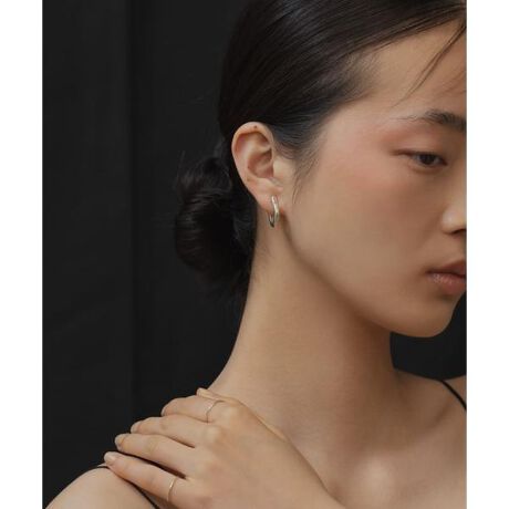 [^ԁFSM33-2LF005]yꂽ߂Ɏ䂩zԂ̃T[NtHƖ@ȃVo[̃~j}ȃsAXB^b`ŐJWAƐꂽ߂VvȂ̂ɎD\oBFႢ(GOLD)̂pӂ܂SM33-2LF006@circle pierceCO^Cv̂pӂ܂SM33-2MF004@circle earring ySMELLY so(X[ \[)zsoƂ̓AChґB ̃X^COɗnރfUCłȂAɌoB gɂ̂ɕqɂȂ̎ɁAiYĂRZvgƂāASMELLYaWG[CB ʂȃWG[āAґȋCɂȂ悤ɁB |WeBuȓ𑗂Ă悤ɂƊ肢߂āBVo[̏íAC̗AA玉AiɔϐF܂AVo[NXN[i[ł̌ɂP߂o܂BgɂȂȂ͖܂ɓAC̏ȂꏊŕۊǂĂBANZT[̓fP[gȑfނgpĂ邽߁AAՌ^ jĂ܂\܂̂ŏ\CtB܂A玉tĂƍ݂ϐF̌ƂȂ܂̂łgp̓Vo[NXA͏_炩złꂵĉB܂A݂CɂȂꍇ̓Vo[N[i[S[hR[eBOΉ̃N[i[gpB  ^EEEEEC͊OĂ܂悤肢v܂B TEi≷Ȃǂ̍ȏꏊA܂Ɋnł̂gṕAΏĚƂȂꍇ܂̂ŒpĉB  ]A݁AԂ݁AȂǂ̏Ǐ󂪏oꍇ́Aɒp߂ĂɂkBAM[ȂłA̒̈ɒpĂƋAM[ɎǏ󂪏o邱Ƃ܂̂łӂBp[VR΂gpi͔MƏՌɎア܂BǰƂȂ܂̂ŁAȊł̂gp͂TB܂Aߓx̏Ռ܂ƁAڒʂɉeт܂̂ŁA\ɂCĂgpB