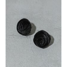 ベロアローズピアス