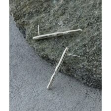 SMELLY so’　long bar pierce