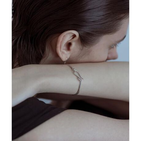 [^ԁFSMA3-2NF001]炩ȃ`F[2AɎgpuXbgpӁB悭݊̂IWĩtbN̓fUC̈ꕔƂĂfAVvȂ茳ꂽۂɌĂ܂BFႢ(GLD)̂pӂ܂SMA3-2NF002 double chain bracelet  ySMELLY so(X[ \[)zsoƂ̓AChґB ̃X^COɗnރfUCłȂAɌoB gɂ̂ɕqɂȂ̎ɁAiYĂRZvgƂāASMELLYaWG[CB ʂȃWG[āAґȋCɂȂ悤ɁB |WeBuȓ𑗂Ă悤ɂƊ肢߂āBVo[̏íAC̗AA玉AiɔϐF܂AVo[NXN[i[ł̌ɂP߂o܂BgɂȂȂ͖܂ɓAC̏ȂꏊŕۊǂĂBANZT[̓fP[gȑfނgpĂ邽߁AAՌ^ jĂ܂\܂̂ŏ\CtB܂A玉tĂƍ݂ϐF̌ƂȂ܂̂łgp̓Vo[NXA͏_炩złꂵĉB܂A݂CɂȂꍇ̓Vo[N[i[S[hR[eBOΉ̃N[i[gpB  ^EEEEEC͊OĂ܂悤肢v܂B TEi≷Ȃǂ̍ȏꏊA܂Ɋnł̂gṕAΏĚƂȂꍇ܂̂ŒpĉB  ANZT[̒pA]A݁AԂ݁AȂǂ̏Ǐ󂪏oꍇ́Aɒp߂ĂɂkBAM[ȂłA̒̈ɒpĂƋAM[ɎǏ󂪏o邱Ƃ܂̂łӂBǰƂȂ܂̂ŁAȊł̂gp͂TB܂Aߓx̏Ռ܂ƁAڒʂɉeт܂̂ŁA\ɂCĂgpBd : 3.5gi摜́A̓p\RȂǂ̉{ɂAۂ̐FƈقȂČꍇ܂B\߂Bi̐F̖ڈ́AiP̂̉摜QƂB