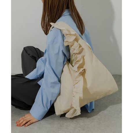 [^ԁFSMA4-2AA001]y傫߃tlJCCz{[tŃX^CO̎ɁՂTCYŎ[́TuobOƂĎ^Ԃ̂ɂIXXVvȃg[gobOɁAtۓIȃfUCBÂ͋CɂȂ肷AJWAȃX^CO̊OƂĂIXXłBmg[2FWJȂ̂őlɂ₷̂|CgBVvȃX^CÕANZgɍœKȃACełBy2025 Spring^Summerzy25SSzA4TCY[\d : 85gi摜́A̓p\RȂǂ̉{ɂAۂ̐FƈقȂČꍇ܂B\߂Bi̐F̖ڈ́AiP̂̉摜QƂBCɓo^̂߁Cɓo^íA}Cy[WɂČ݂̉i݌ɏ󋵂̊mF\łBXg̊Ǘɐ񂲗pB