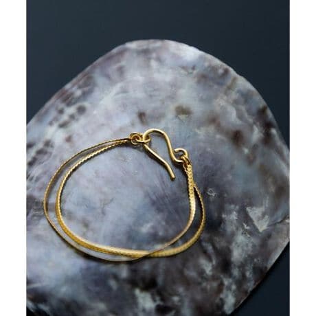 [^ԁFSMA3-2NF002]炩ȃ`F[2AɎgpuXbgpӁB悭݊̂IWĩtbN̓fUC̈ꕔƂĂfAVvȂ茳ꂽۂɌĂ܂Bۊǂ⎝^їpƂĂgASMELLY soIWifUC̋В܂tĂ܂BFႢ(SLV)̂pӂ܂SMA3-2NF001 double chain bracelet Vo[̏íAC̗AA玉AiɔϐF܂AVo[NXN[i[ł̌ɂP߂o܂BgɂȂȂ͖܂ɓAC̏ȂꏊŕۊǂĂBbLiւ̃Vo[NXyуN[i[̂gṕAbL̔AϐFV~̌ƂȂ鎖L܂̂łӂBGLDJ[̏i14KgpbL{Ă܂B蒷GLDJ[ył悤ɃbLʏ{Ă܂B   ANZT[̓fP[gȑfނgpĂ邽߁AAՌ^ jĂ܂\܂̂ŏ\CtB܂A玉tĂƍ݂ϐF̌ƂȂ܂̂łgp̓Vo[NXA͏_炩złꂵĉB܂A݂CɂȂꍇ̓Vo[N[i[S[hR[eBOΉ̃N[i[gpB  ^EEEEEC͊OĂ܂悤肢v܂B TEi≷Ȃǂ̍ȏꏊA܂Ɋnł̂gṕAΏĚƂȂꍇ܂̂ŒpĉB  ]A݁AԂ݁AȂǂ̏Ǐ󂪏oꍇ́Aɒp߂ĂɂkBAM[ȂłA̒̈ɒpĂƋAM[ɎǏ󂪏o邱Ƃ܂̂łӂBǰƂȂ܂̂ŁAȊł̂gp͂TB܂Aߓx̏Ռ܂ƁAڒʂɉeт܂̂ŁA\ɂCĂgpBd : 3.5gi摜́A̓p\RȂǂ̉{ɂAۂ̐FƈقȂČꍇ܂B\߂Bi̐F̖ڈ́AiP̂̉摜QƂB