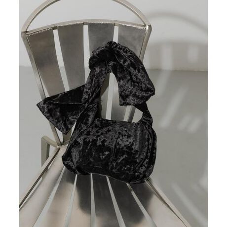 [^ԁFSM46-2AA001]yLbƊڂNbVxAzԂ胊{̎肪D݂̒ɂł鎝fUCڈȏɂՂ[łpxɂĕ\ςANbVxAnŎdĂobOBƂ_炩ȑfފƁAڈȏɂՂ[łTCY|Cg莝̃{͌шʒułD݂̒ɕωfUC̗p܂By2024 Autumn^Winterzy24AWz̏i(BLK)́Afނ̓AC⊾AȂǂŁÄߗނJoȂǂɐFڂ肷邱Ƃ܂Bd : 190gi摜́A̓p\RȂǂ̉{ɂAۂ̐FƈقȂČꍇ܂B\߂Bi̐F̖ڈ́AiP̂̉摜QƂBCɓo^̂߁Cɓo^íA}Cy[WɂČ݂̉i݌ɏ󋵂̊mF\łBXg̊Ǘɐ񂲗pB