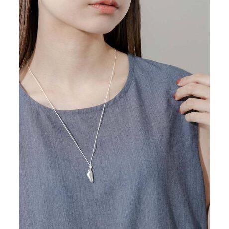 [^ԁFSMA4-2PC096]yтȃ`[ti`킢zVvfUC̃R[hlbNX莝̃lbNXƂ̏d˕tVvȃgbvX̃ANZgɂтȃtH̃`[t|CgɂȂR[hlbNXBD݂̈ʒuŃR[hŁAœKȃoXŒpĂ܂Bi`ȕ͋CAR[fBl[gɃbNXƃV[Y[hvXĂACełBy2025 Spring^Summerzy25SSzbLi(ɋ⃁bL)͕ϐF₷߁A܂߂ȂŖh~ĂBuXv[Ȃǂ̓gṕAɂBbLíAAM[̎̒̕ቺĂȂǁAԂ邱Ƃ܂BɈُ͂gp~߂ɂkBANZT[͉₷̂łB舵ɒӂĂ؂ɂgp悤肢\グ܂Bd : 5.5gi摜́A̓p\RȂǂ̉{ɂAۂ̐FƈقȂČꍇ܂B\߂Bi̐F̖ڈ́AiP̂̉摜QƂBCɓo^̂߁Cɓo^íA}Cy[WɂČ݂̉i݌ɏ󋵂̊mF\łBXg̊Ǘɐ񂲗pB