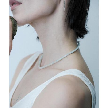 [^ԁFSMA3-2PF002]O[΂ۂ̓VR΁AA}]iCggplbNXBЂƂЂƂ኱قȂJ[Ȃ̂VR΂Ȃł͂ŁAgقǂɈ̕_łBVvȃX^COɉ邾ŎɂȂAly߂J[ACeBߋSMELLY soIWĩ}e̗pĂAobNX^CꂽۂɎdオ܂BFႢ̂pӂ܂(RED) SM43-2PF003@carnelian necklace(BLK) SM43-2PF011@onyx mantel necklace ̏i͓VR΂gpĂ邽߁AFɌ̍܂B̐F̏iIђƂ͂ł܂̂ŁA\߂BVo[̏íAC̗AA玉AiɔϐF܂AVo[NXN[i[ł̌ɂP߂o܂BgɂȂȂ͖܂ɓAC̏ȂꏊŕۊǂĂBVR΂ւ̃Vo[NXyуN[i[̂gṕAϐFV~̌ƂȂ鎖L܂̂łӂBANZT[̓fP[gȑfނgpĂ邽߁AAՌ^ jĂ܂\܂̂ŏ\CtB܂A玉tĂƍ݂ϐF̌ƂȂ܂̂łgp̓Vo[NXA͏_炩złꂵĉB܂A݂CɂȂꍇ̓Vo[N[i[S[hR[eBOΉ̃N[i[gpB  ^EEEEEC͊OĂ܂悤肢v܂B TEi≷Ȃǂ̍ȏꏊA܂Ɋnł̂gṕAΏĚƂȂꍇ܂̂ŒpĉB  ]A݁AԂ݁AȂǂ̏Ǐ󂪏oꍇ́Aɒp߂ĂɂkBAM[ȂłA̒̈ɒpĂƋAM[ɎǏ󂪏o邱Ƃ܂̂łӂBp[VR΂gpi͔MƏՌɎア܂BǰƂȂ܂̂ŁAȊł̂gp͂TB܂Aߓx̏Ռ܂ƁAڒʂɉeт܂̂ŁA\ɂCĂgpBd : 13gi摜́A̓p\RȂǂ̉{ɂAۂ̐FƈقȂČꍇ܂B\߂Bi̐F̖ڈ́AiP̂̉摜QƂBi̐F̖ڈ́AiP̂̉摜QƂB