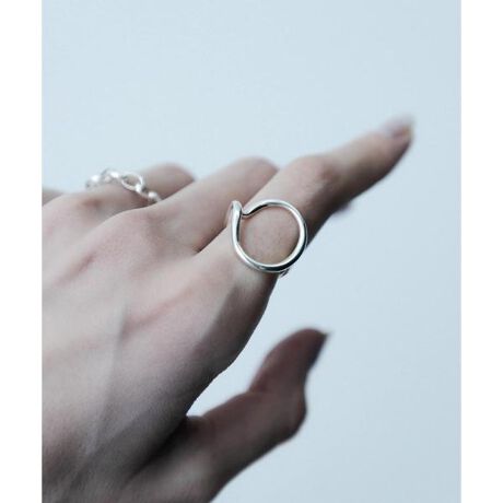 [^ԁFSMA3-2KF004]IȃJ[u`ۓIȃOBT[ÑC茳CɈ߂ĂfUCB[hȃX^COɃvXAVvX^C̃ANZgƂĉƃR[fBl[g̎dグƂĈ𔃂ĂACełBۊǂ⎝^їpƂĂgASMELLY soIWifUC̋В܂tĂ܂B  ySMELLY so(X[ \[)zsoƂ̓AChґB ̃X^COɗnރfUCłȂAɌoB gɂ̂ɕqɂȂ̎ɁAiYĂRZvgƂāASMELLYaWG[CB ʂȃWG[āAґȋCɂȂ悤ɁB |WeBuȓ𑗂Ă悤ɂƊ肢߂āBVo[̏íAC̗AA玉AiɔϐF܂AVo[NXN[i[ł̌ɂP߂o܂BgɂȂȂ͖܂ɓAC̏ȂꏊŕۊǂĂBANZT[̓fP[gȑfނgpĂ邽߁AAՌ^ jĂ܂\܂̂ŏ\CtB܂A玉tĂƍ݂ϐF̌ƂȂ܂̂łgp̓Vo[NXA͏_炩złꂵĉB܂A݂CɂȂꍇ̓Vo[N[i[S[hR[eBOΉ̃N[i[gpB  ^EEEEEC͊OĂ܂悤肢v܂B TEi≷Ȃǂ̍ȏꏊA܂Ɋnł̂gṕAΏĚƂȂꍇ܂̂ŒpĉB  ANZT[̒pA]A݁AԂ݁AȂǂ̏Ǐ󂪏oꍇ́Aɒp߂ĂɂkBAM[ȂłA̒̈ɒpĂƋAM[ɎǏ󂪏o邱Ƃ܂̂łӂBTCY : 11=11d : 4gi摜́A̓p\RȂǂ̉{ɂAۂ̐FƈقȂČꍇ܂B\߂Bi̐F̖ڈ́AiP̂̉摜QƂB